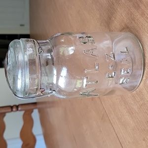 Atlas E-Z Seal Quart Jar